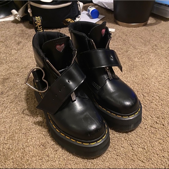 Doc Marten x Lazy Oaf Heart Buckle Boot - Picture 3 of 11
